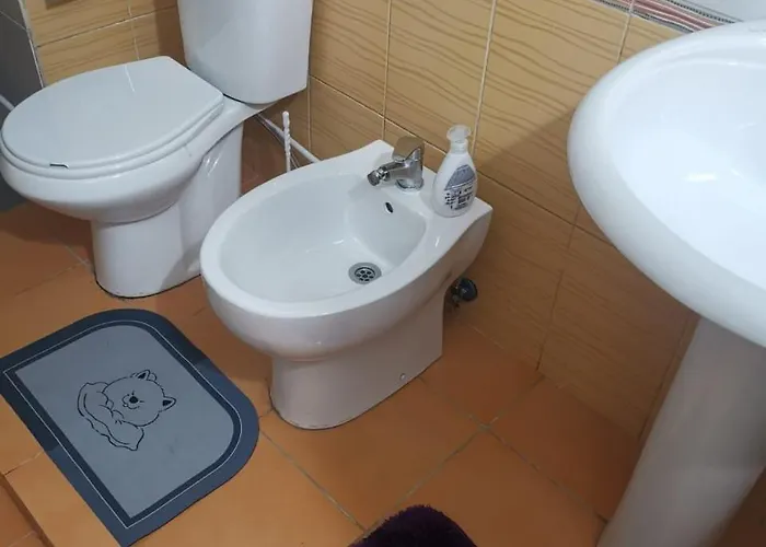 Downtown Authentic Myslym Shyri ティラナ