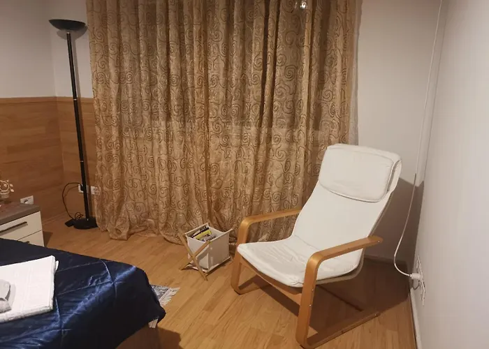 Downtown Authentic Myslym Shyri ティラナ